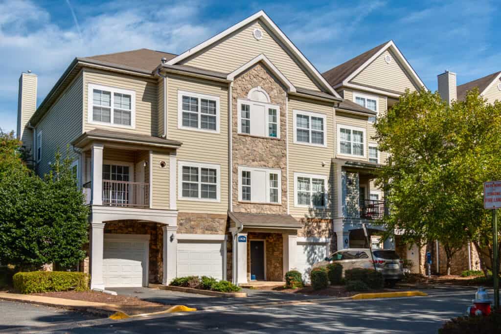 Elme Dulles Herndon, VA Elme Communities